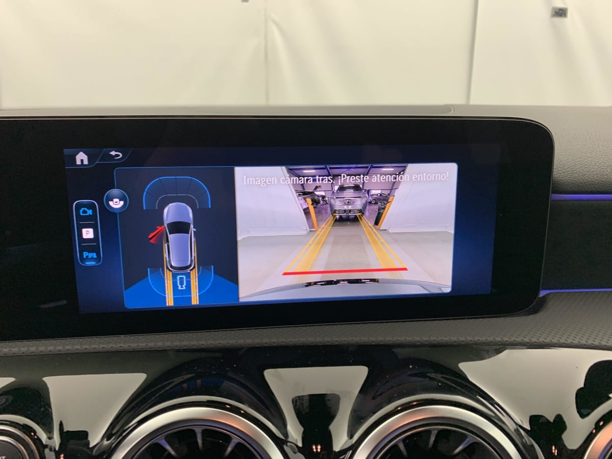 Vente en ligne Mercedes Classe A 250 e Hybrid EQ 8G-DCT AMG Line au prix de 44 530 €