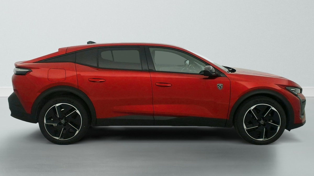 Vente en ligne Peugeot 408 Hybrid 145 e-DCS6 GT au prix de 28 510 €