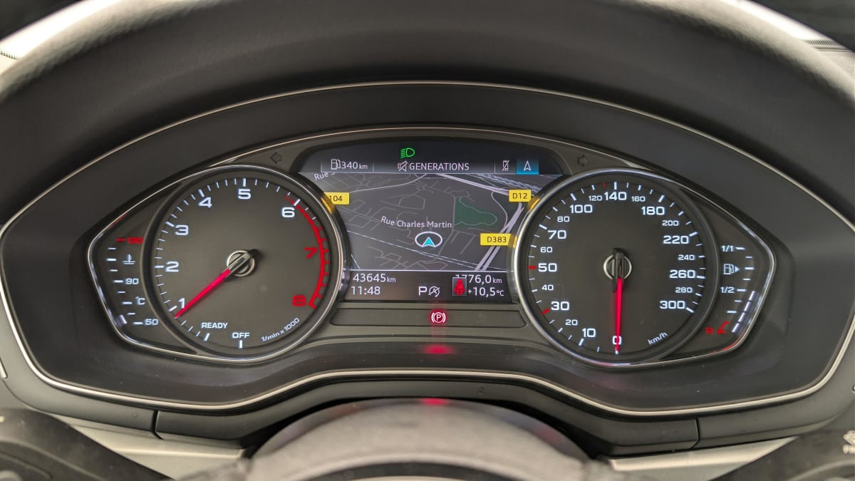 Vente en ligne Audi A4 Avant 35 TFSI 150 S tronic 7 Design au prix de 25 420 €