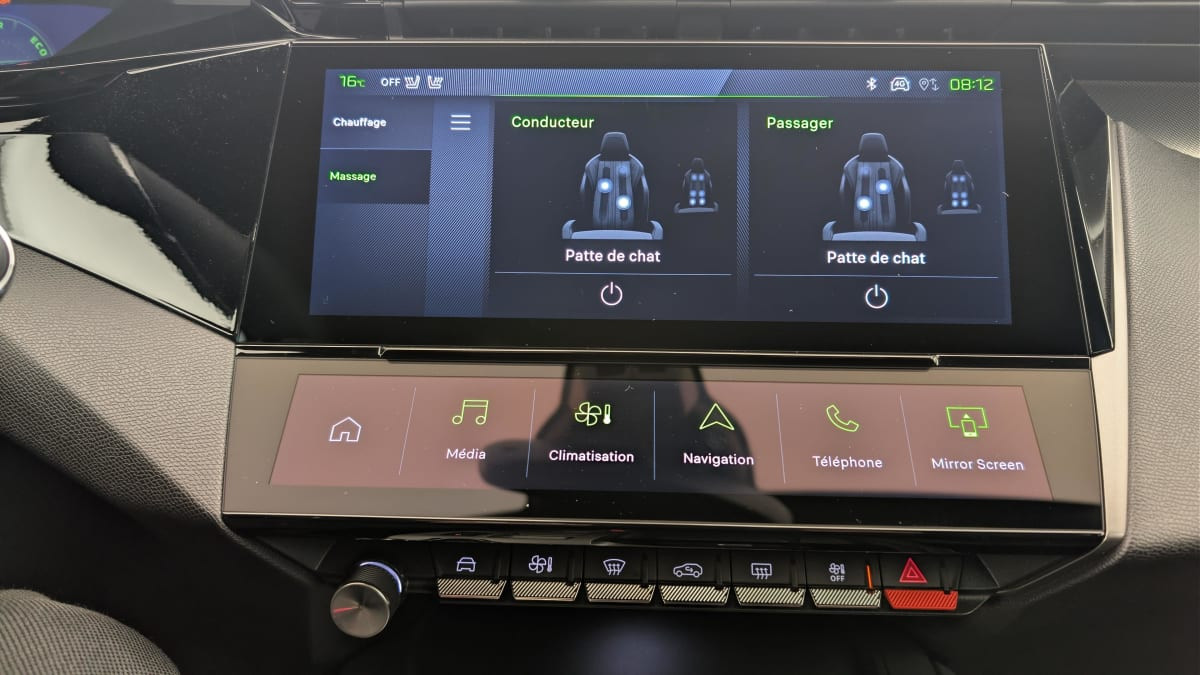 Vente en ligne Peugeot 408 Hybrid 145 e-DCS6 GT au prix de 28 510 €