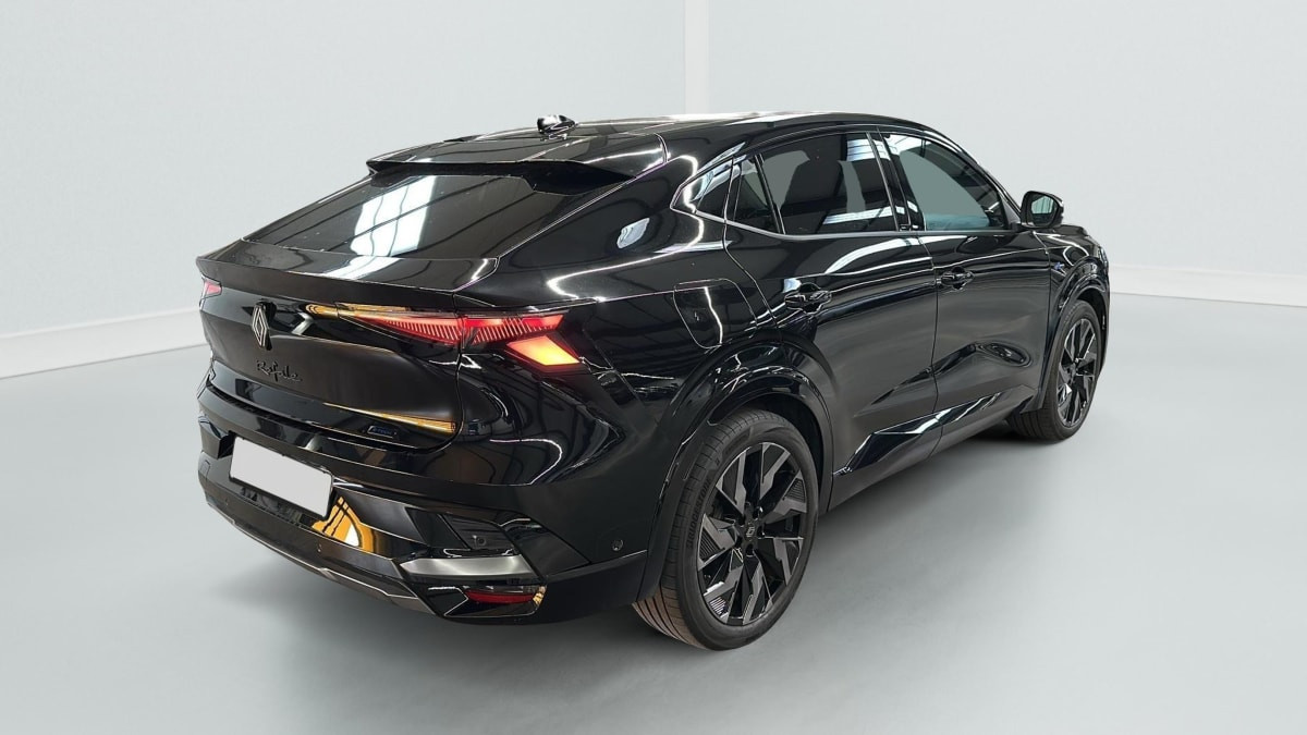 Vente en ligne Renault Rafale hyper hybrid E-Tech 4x4 300 esprit Alpine au prix de 44 990 €