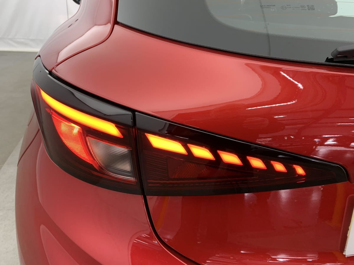 Vente en ligne Mg MG3 1.5 L Hybrid+ 195 ch Comfort au prix de 20 140 €