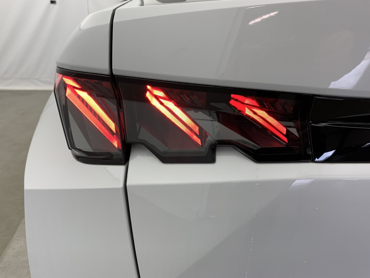 Vente en ligne Peugeot 3008 Hybrid 145 e-DCS6 GT au prix de 33 340 €