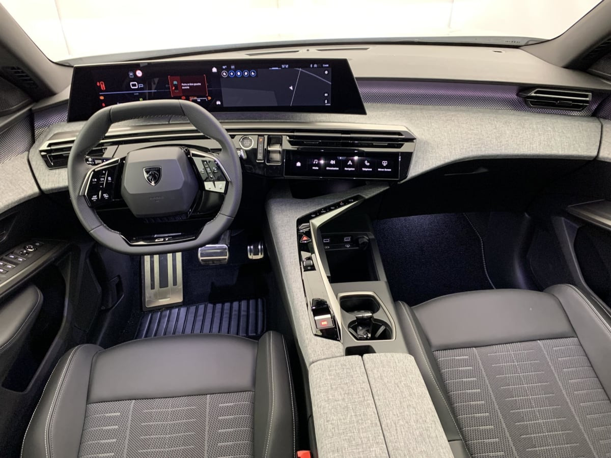 Vente en ligne Peugeot 3008 Hybrid 145 e-DCS6 GT au prix de 33 340 €