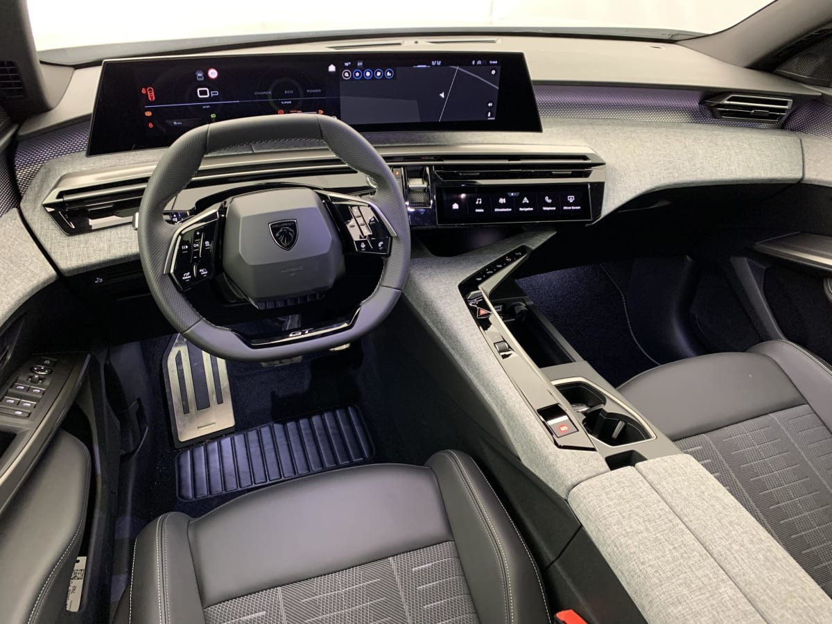 Vente en ligne Peugeot 3008 Hybrid 145 e-DCS6 GT au prix de 33 340 €