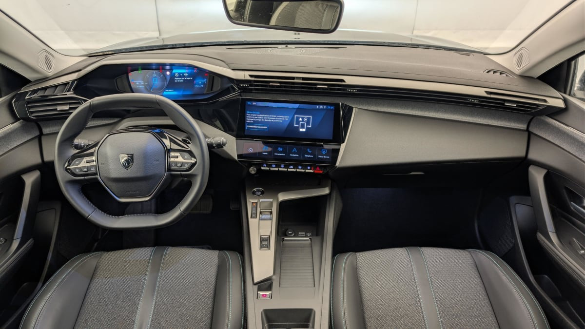 Vente en ligne Peugeot 308 Hybrid 145 e-DCS6 Allure au prix de 23 360 €