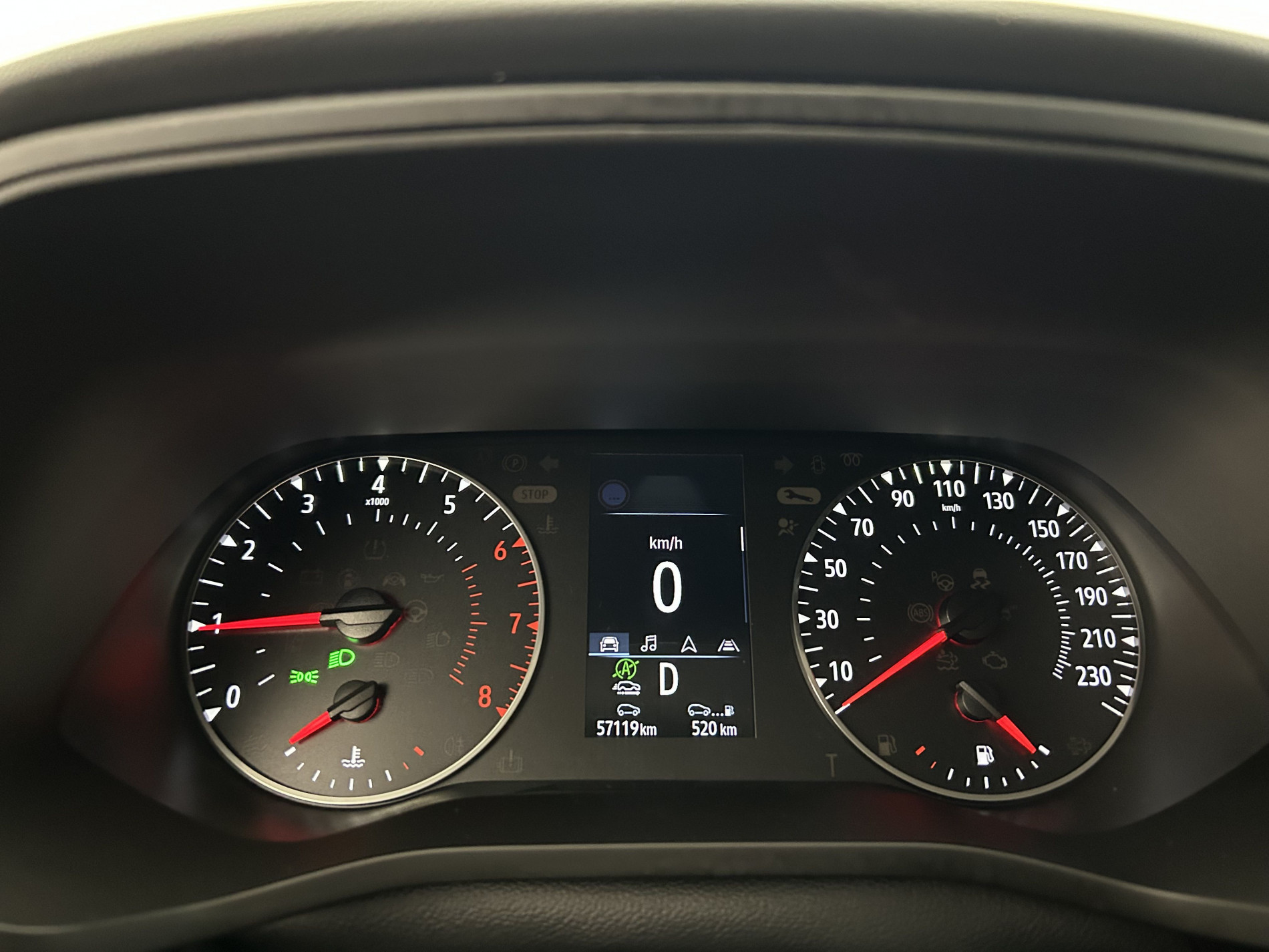 Vente en ligne Renault Arkana 1.3 TCe mild hybrid 140ch Evolution EDC au prix de 18 290 €