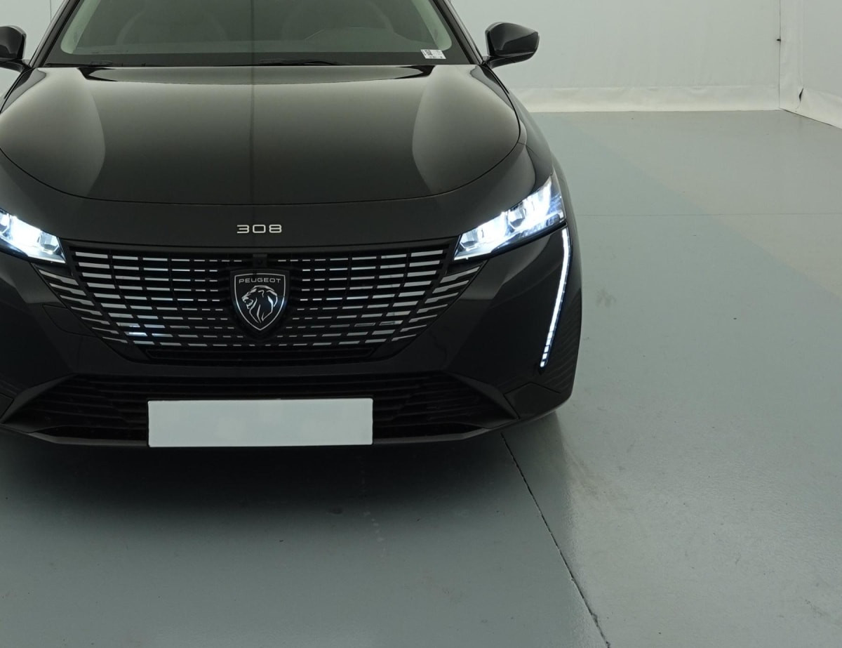 Vente en ligne Peugeot 308 Hybrid 145 e-DCS6 Allure au prix de 23 360 €