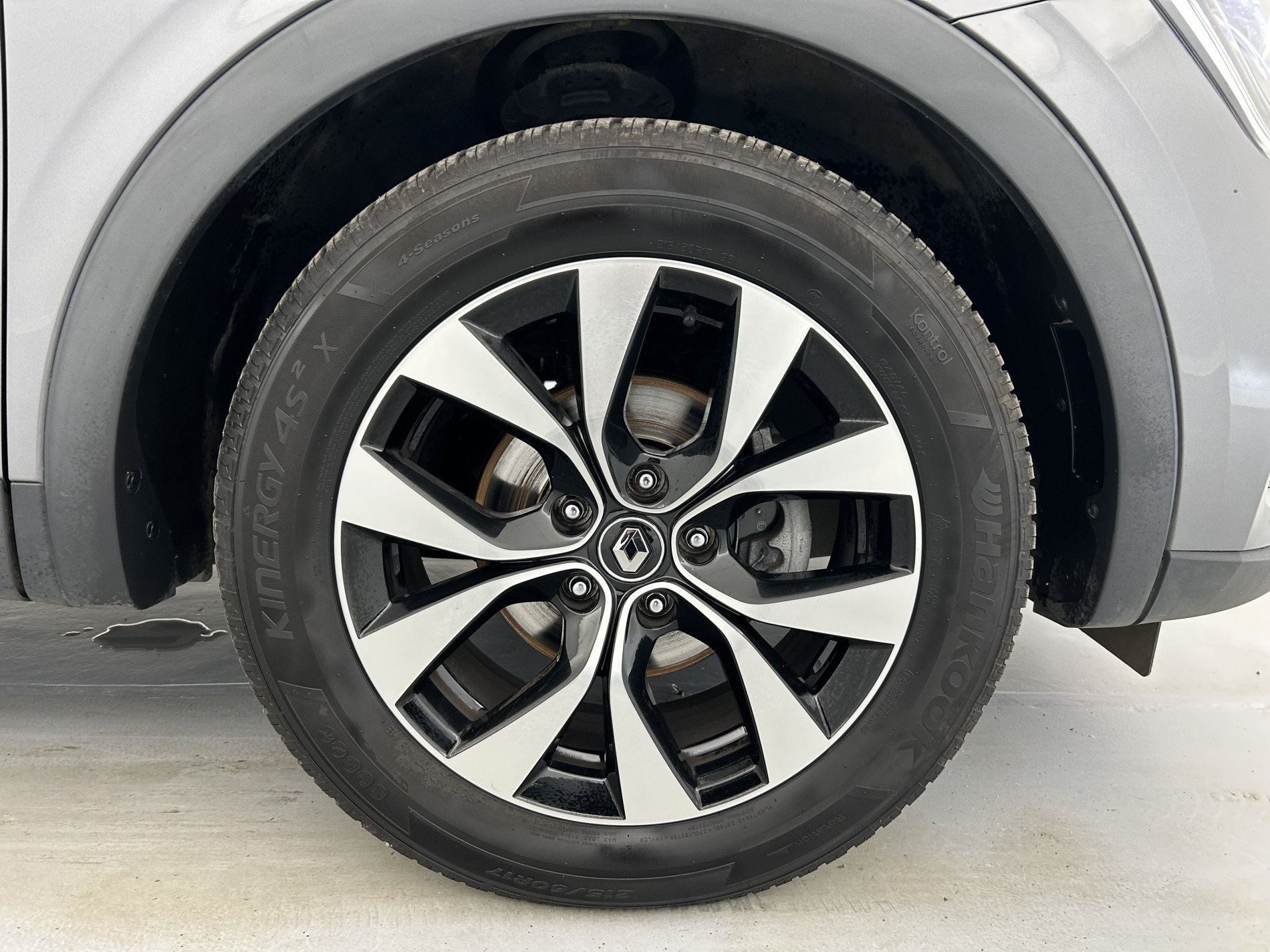 Vente en ligne Renault Arkana 1.3 TCe mild hybrid 140ch Evolution EDC au prix de 18 290 €