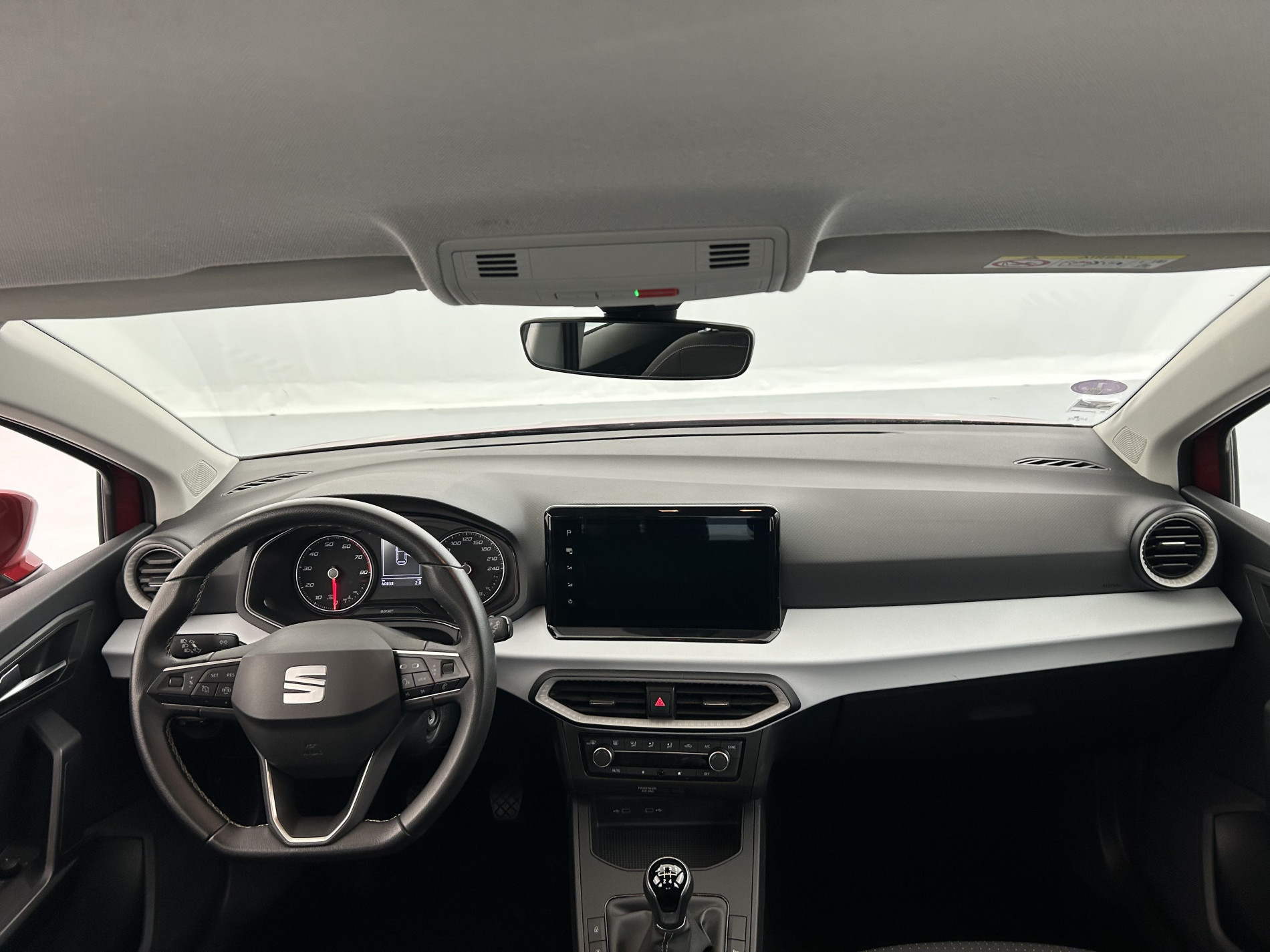 Vente en ligne Seat Ibiza 1.0 95ch Style Business Suréquipée + Attelage au prix de 13 980 €