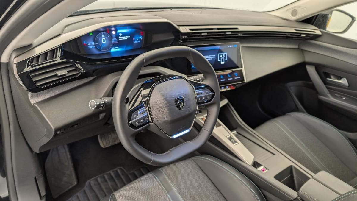 Vente en ligne Peugeot 308 Hybrid 145 e-DCS6 Allure au prix de 23 360 €