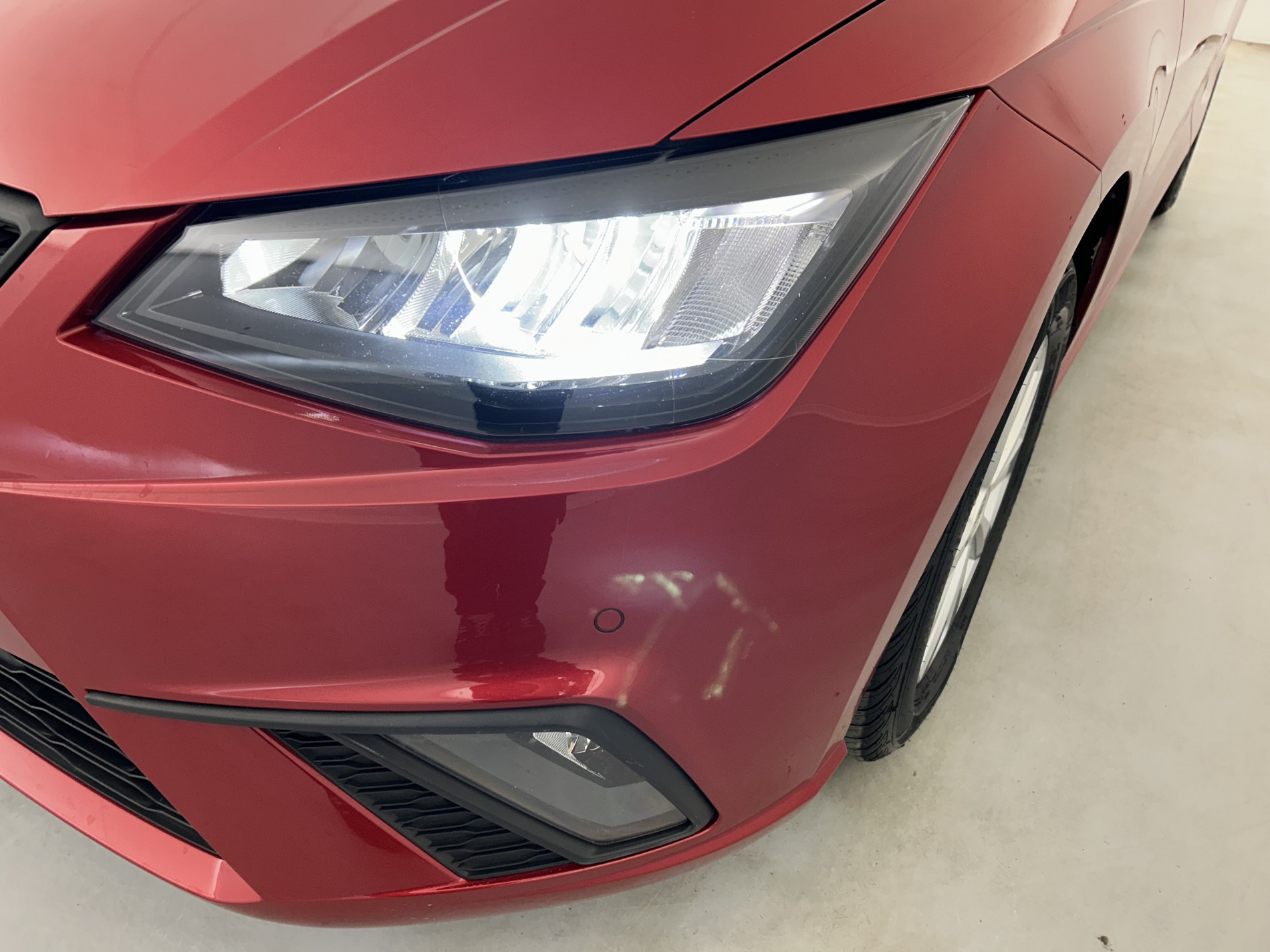 Vente en ligne Seat Ibiza 1.0 95ch Style Business Suréquipée + Attelage au prix de 13 980 €