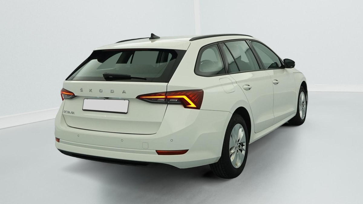 Vente en ligne Skoda Octavia Combi 2.0 TDI 150 ch DSG7 Ambition au prix de 25 420 €