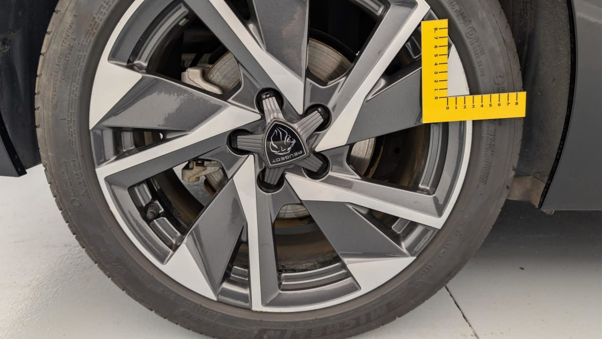 Vente en ligne Peugeot 308 Hybrid 145 e-DCS6 Allure au prix de 23 360 €