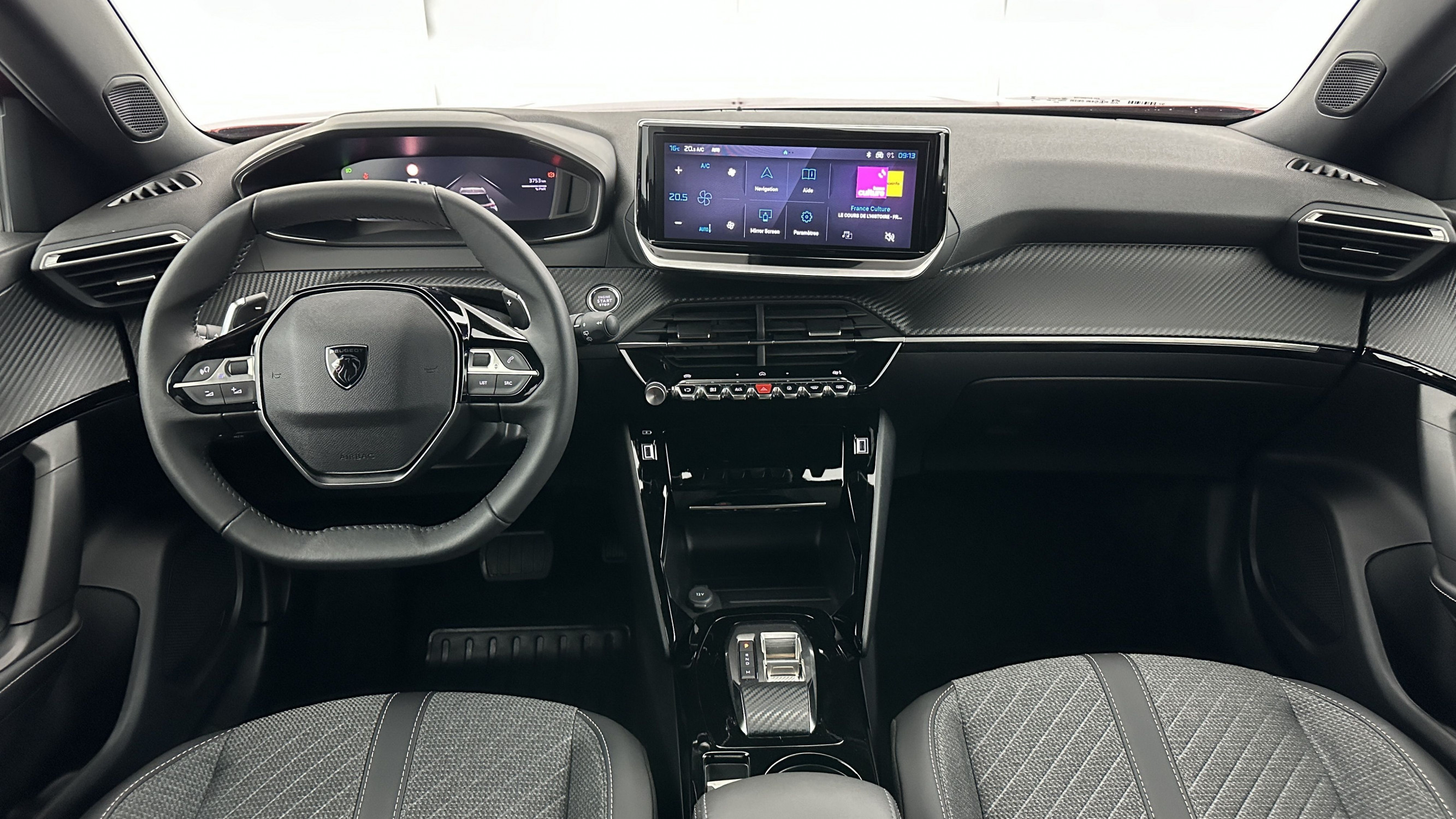 Vente en ligne Peugeot 2008 2008 II 1.2 Hybrid 145ch Allure e-DCS6 au prix de 24 710 €