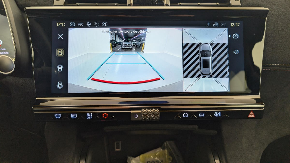 Vente en ligne Ds DS7 Crossback Hybride Rechargeable E-Tense 300 EAT8 4x4 Performance Line + au prix de 36 750 €