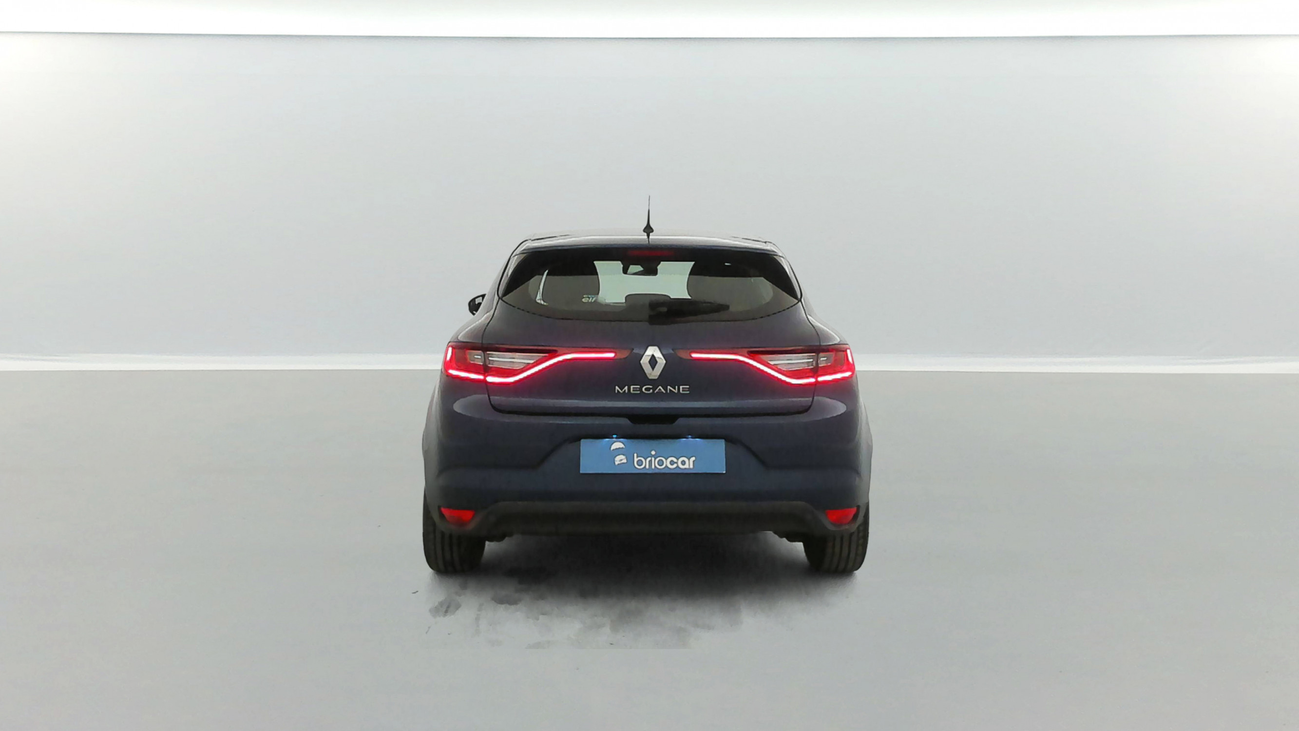 Vente en ligne Renault Megane 1.5 Blue dCi 115ch Business EDC au prix de 14 490 €