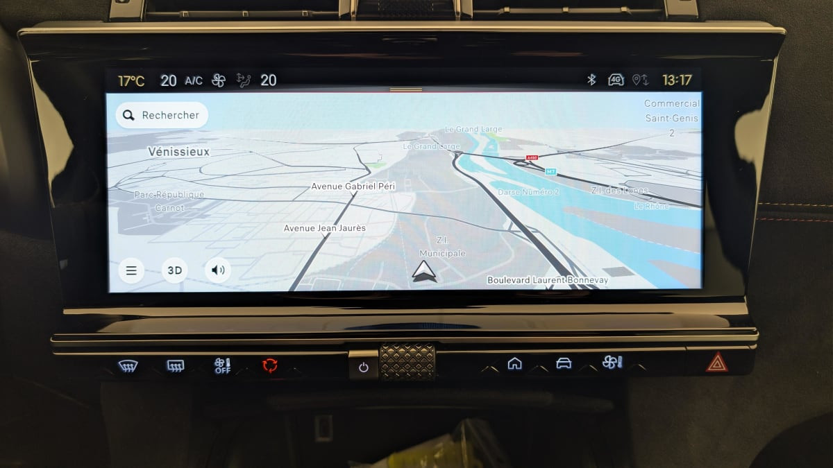 Vente en ligne Ds DS7 Crossback Hybride Rechargeable E-Tense 300 EAT8 4x4 Performance Line + au prix de 36 750 €