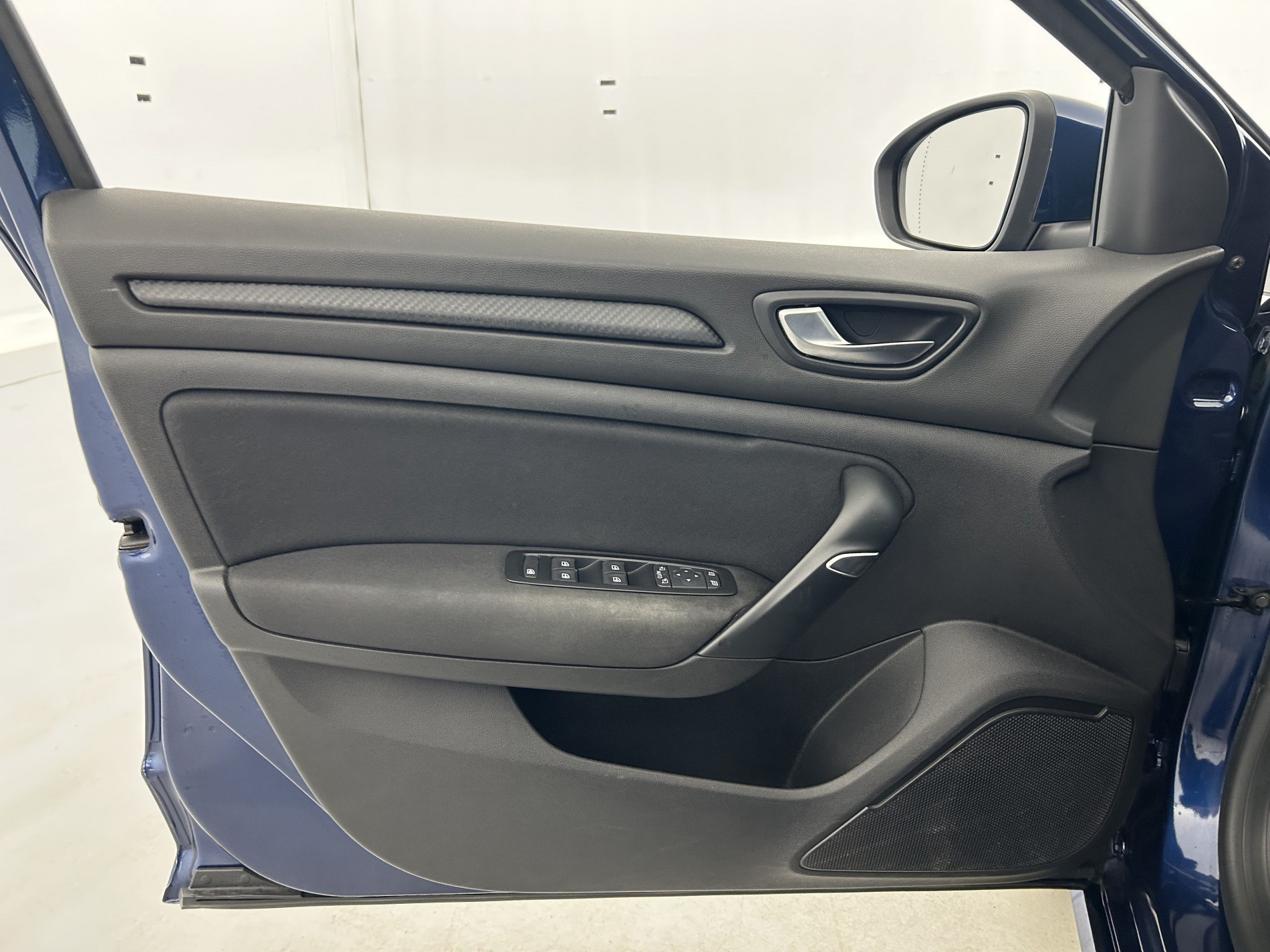 Vente en ligne Renault Megane 1.5 Blue dCi 115ch Business EDC au prix de 14 490 €