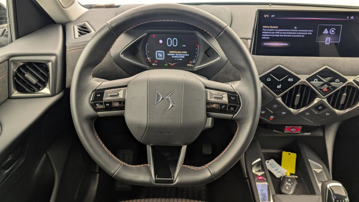 Vente en ligne Ds Ds3 Crossback PureTech 100 BVM6 Performance Line au prix de 18 210 €