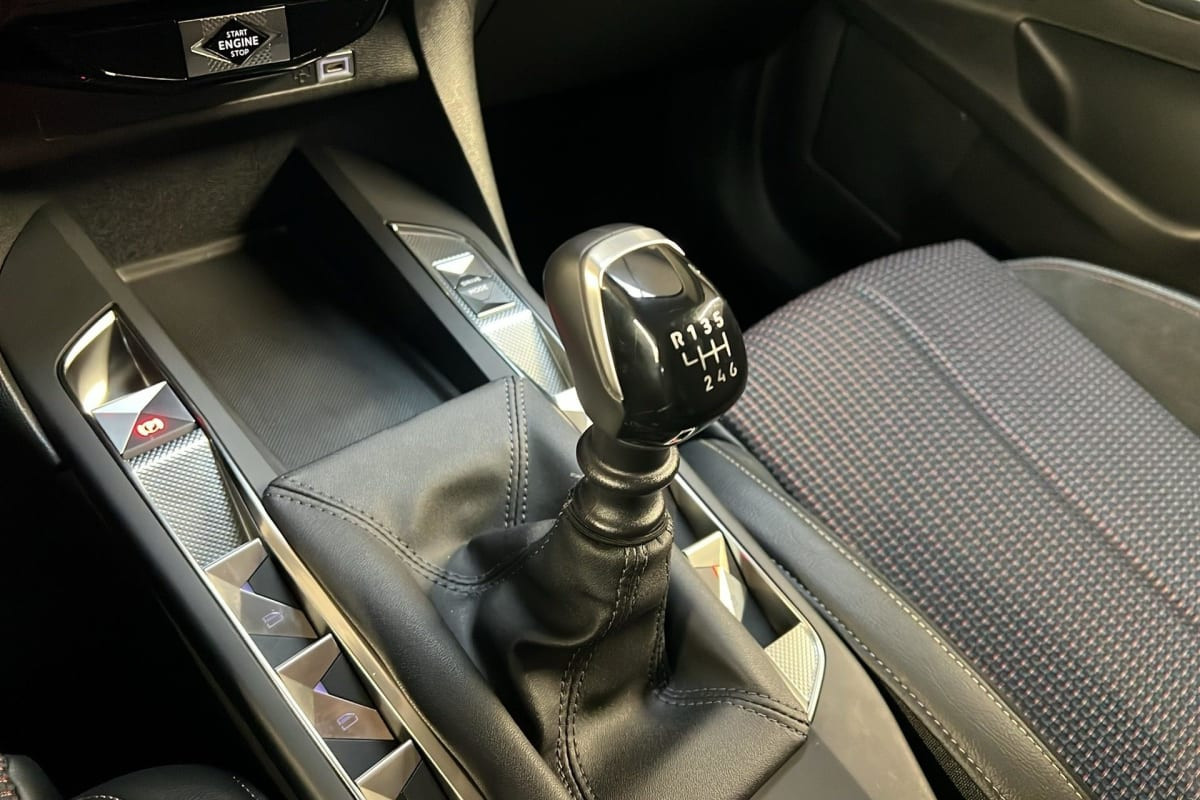 Vente en ligne Ds Ds3 Crossback PureTech 100 BVM6 Performance Line au prix de 17 800 €