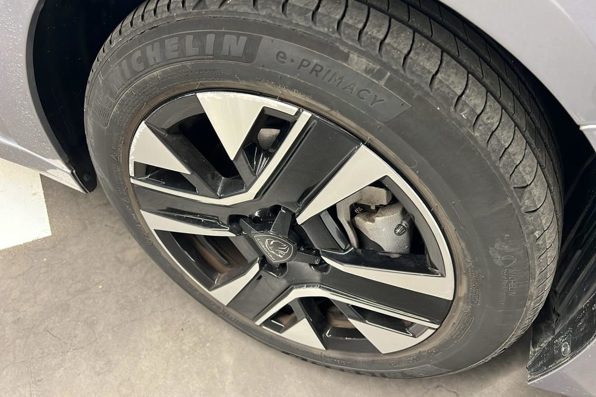 Vente en ligne Peugeot 208 100 S S BVM6 Allure au prix de 16 770 €