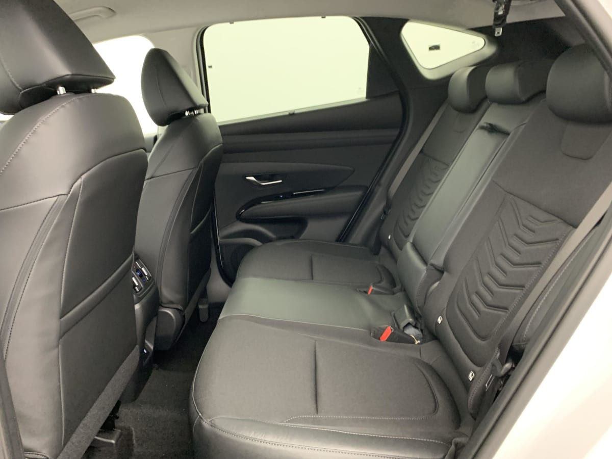 Vente en ligne Hyundai Tucson 1.6 T-GDI 239 Hybrid BVA6 Creative au prix de 33 460 €