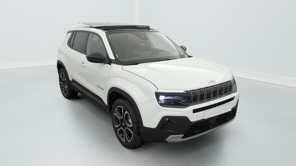 Jeep Avenger 1.2 Turbo T3 110 ch e-Hybrid BVR6 Summit occasion de 2025 en vente à Rennes