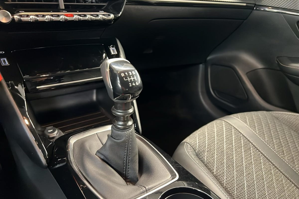 Vente en ligne Peugeot 208 100 S S BVM6 Allure au prix de 16 770 €