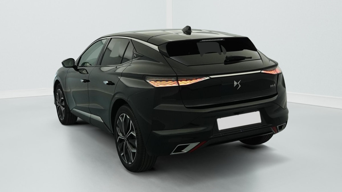 Vente en ligne Ds DS4 PureTech 130 EAT8 Rivoli au prix de 23 360 €
