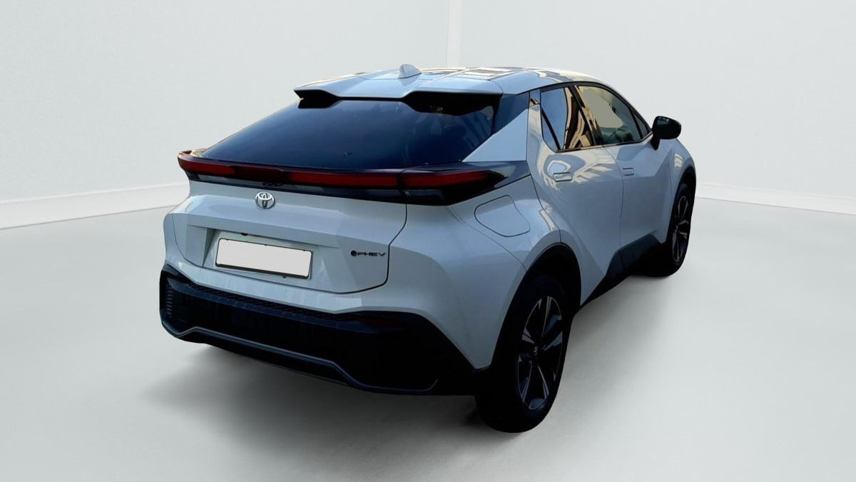 Vente en ligne Toyota C-HR Hybride Rechargeable 225 Design au prix de 31 920 €