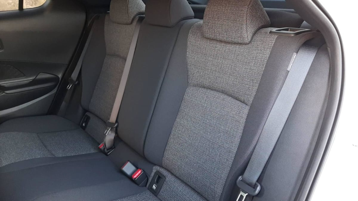 Vente en ligne Toyota C-HR Hybride Rechargeable 225 Design au prix de 31 920 €