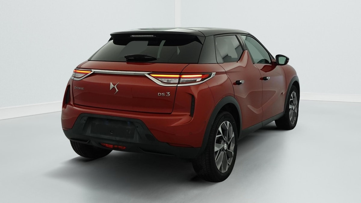 Vente en ligne Ds Ds3 Crossback DS3 CROSSBACK E-TENSE GRAND CHIC au prix de 19 240 €