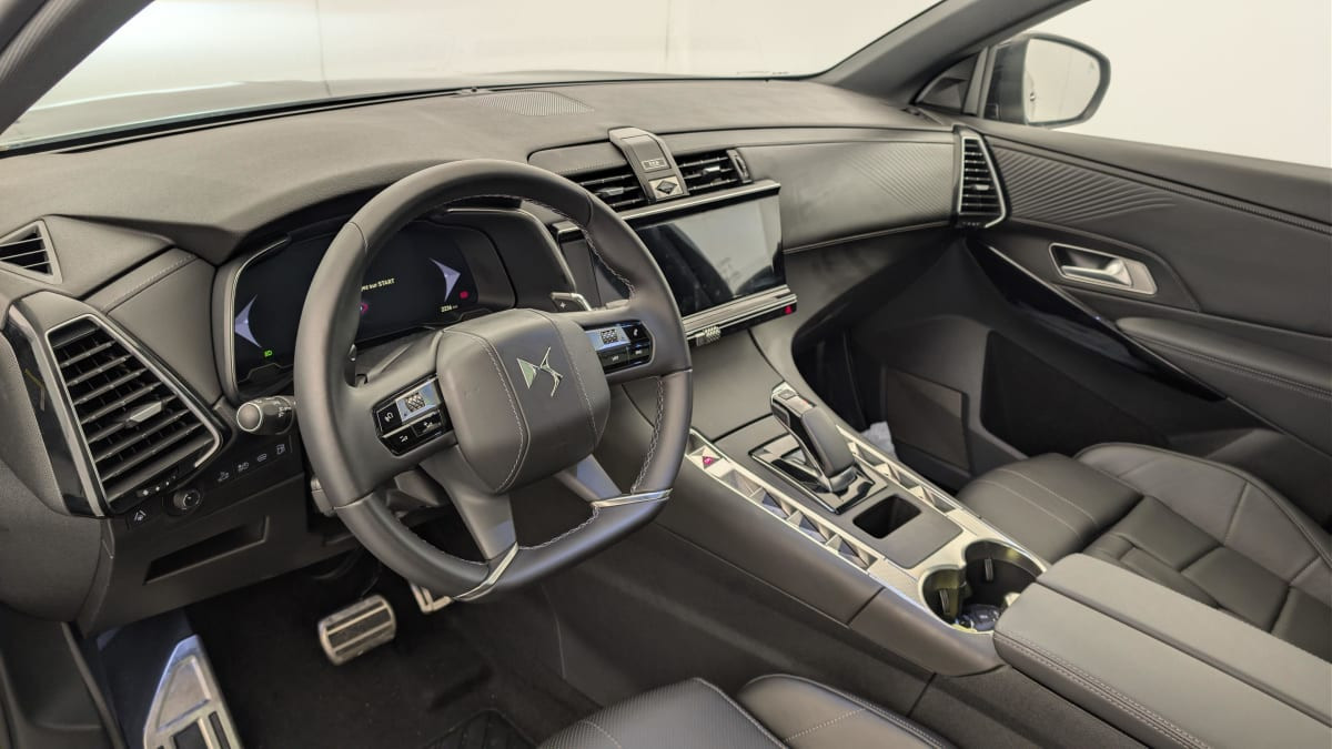 Vente en ligne Ds DS7 Crossback Hybride Rechargeable E-Tense 225 EAT8 Opera au prix de 37 780 €