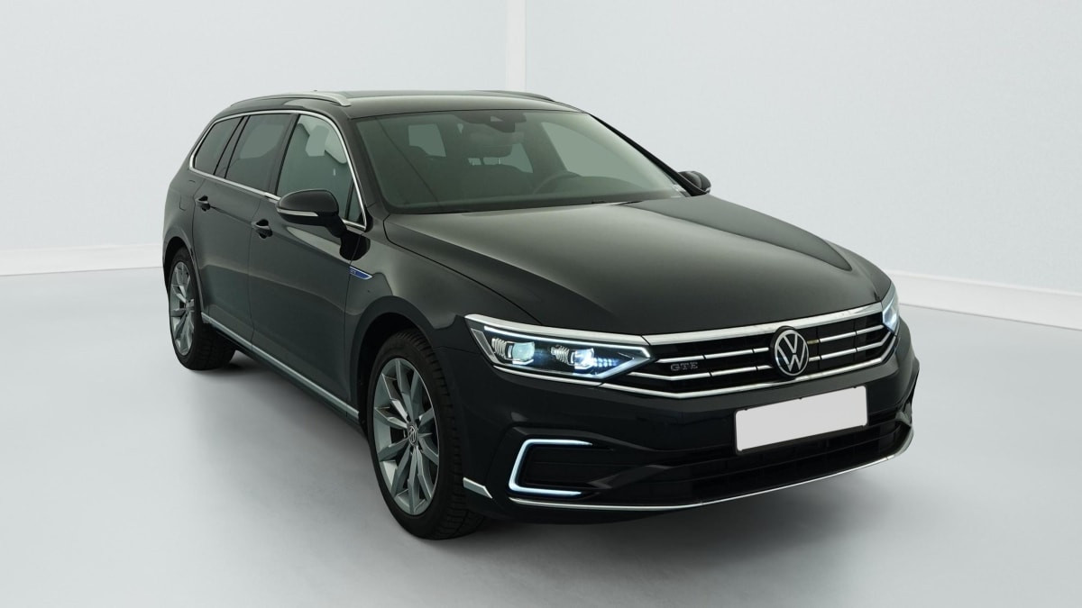 Volkswagen Passat SW 1.4 TSI Hybride Rechargeable DSG6 GTE occasion de 2020 en vente à Rennes