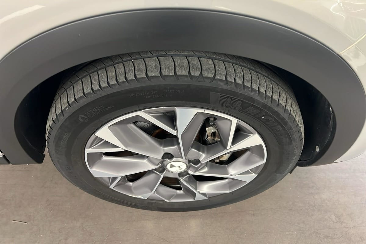 Vente en ligne Ds Ds3 Crossback DS3 CROSSBACK E-TENSE GRAND CHIC au prix de 16 770 €