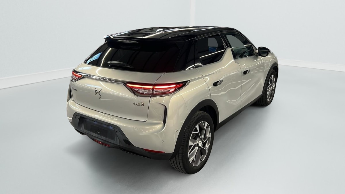 Vente en ligne Ds Ds3 Crossback DS3 CROSSBACK E-TENSE GRAND CHIC au prix de 16 770 €
