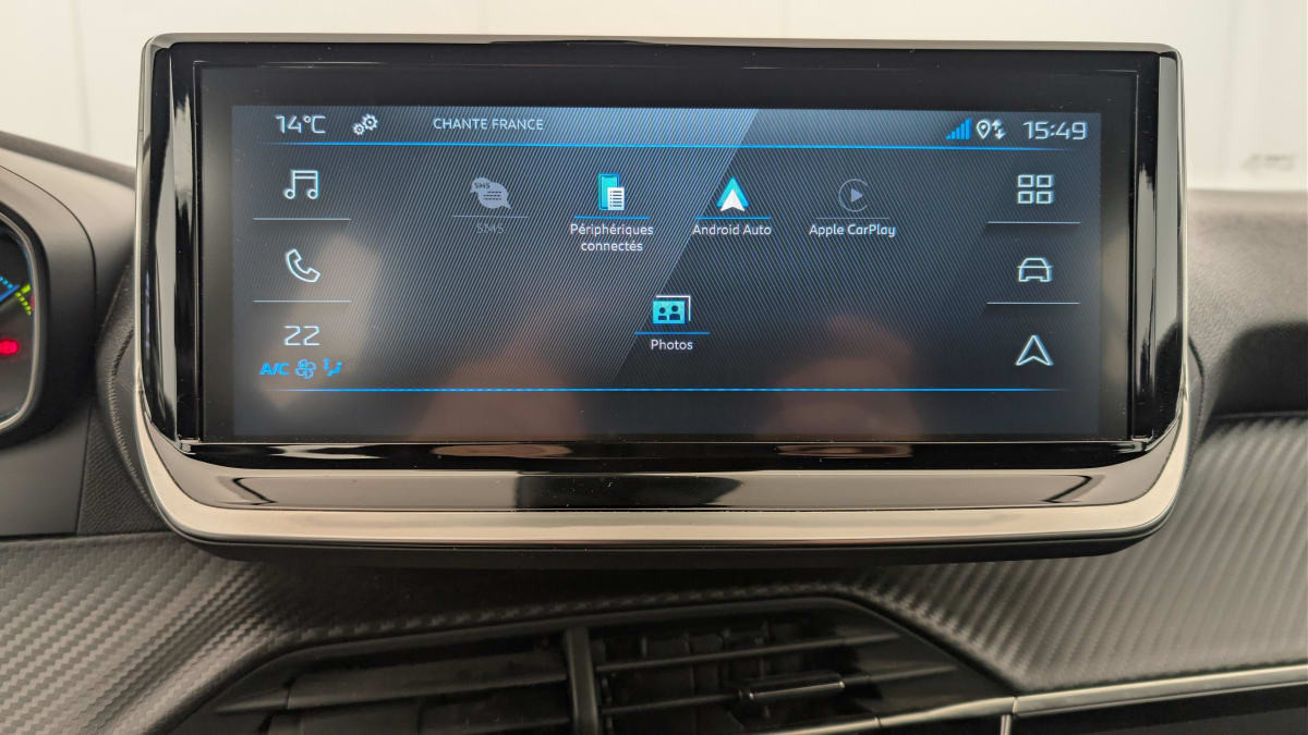 Vente en ligne Peugeot 2008 Hybrid 136 e-DCS6 Style au prix de 21 920 €