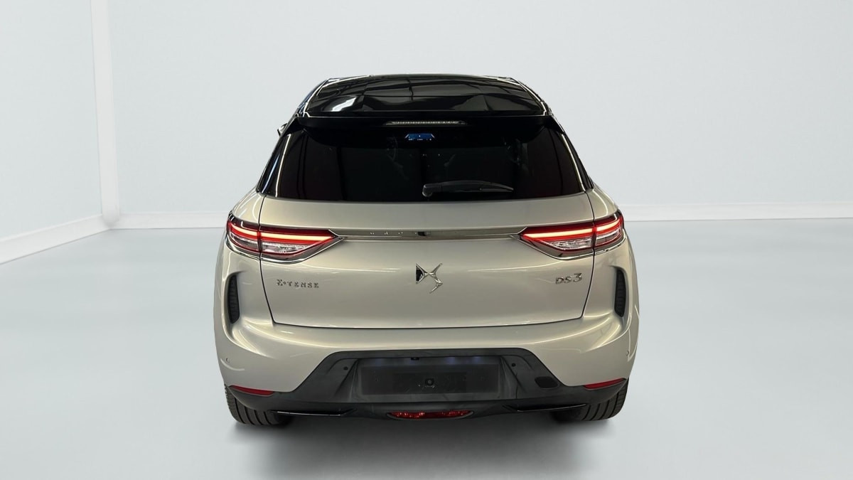 Vente en ligne Ds Ds3 Crossback DS3 CROSSBACK E-TENSE GRAND CHIC au prix de 16 770 €