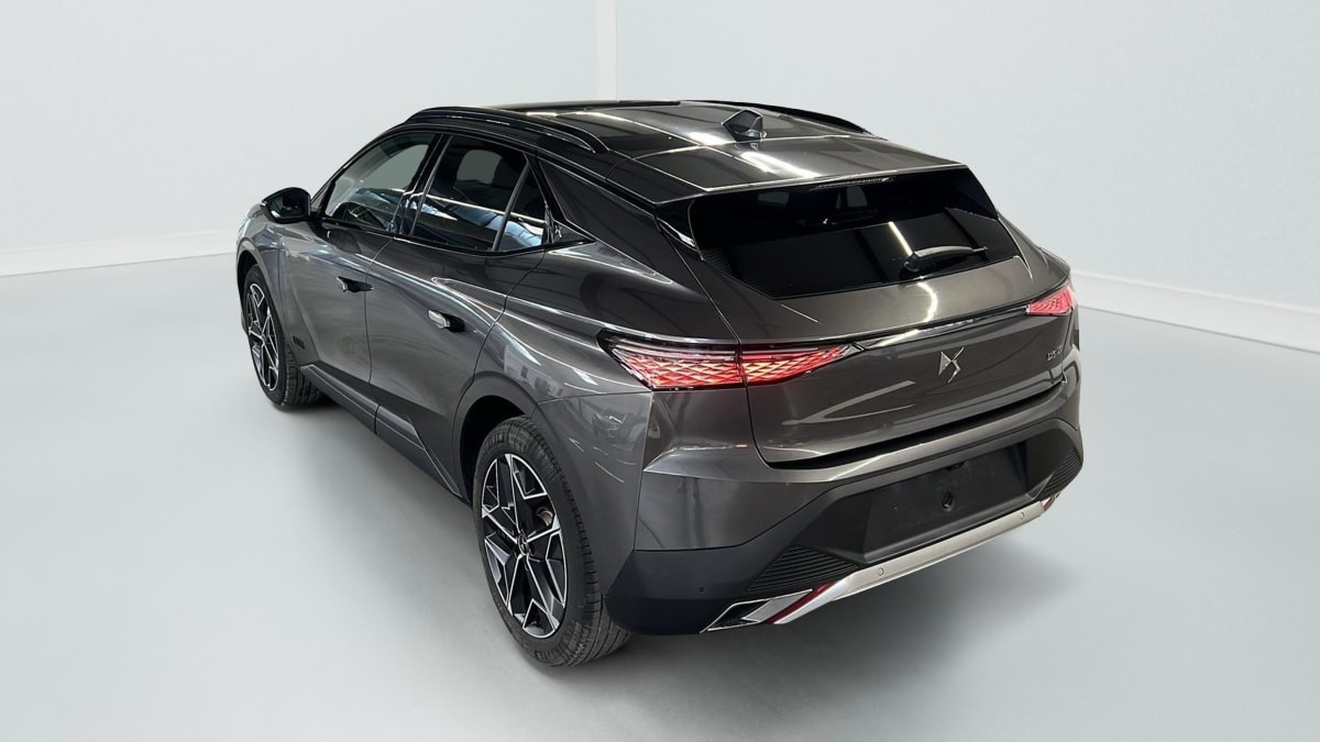 Vente en ligne Ds DS4 PureTech 130 EAT8 Cross Opera au prix de 25 010 €