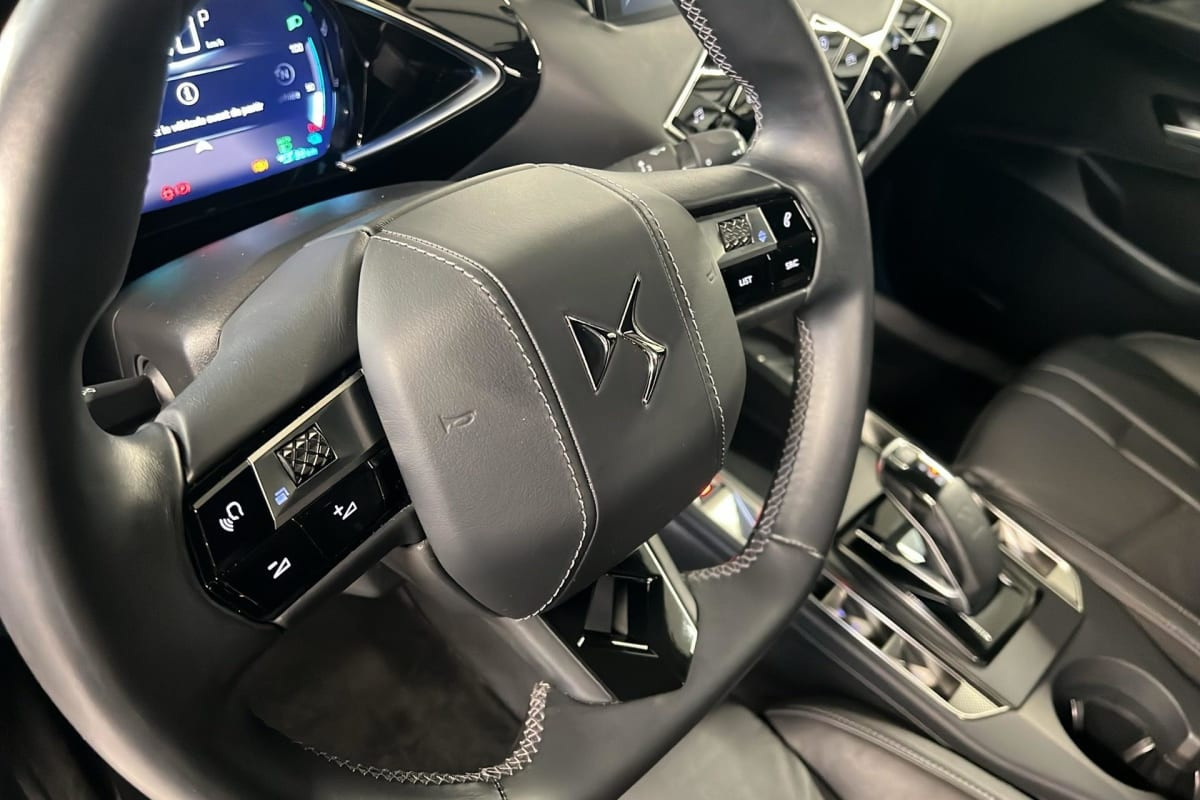 Vente en ligne Ds Ds3 Crossback DS3 CROSSBACK E-TENSE GRAND CHIC au prix de 16 770 €