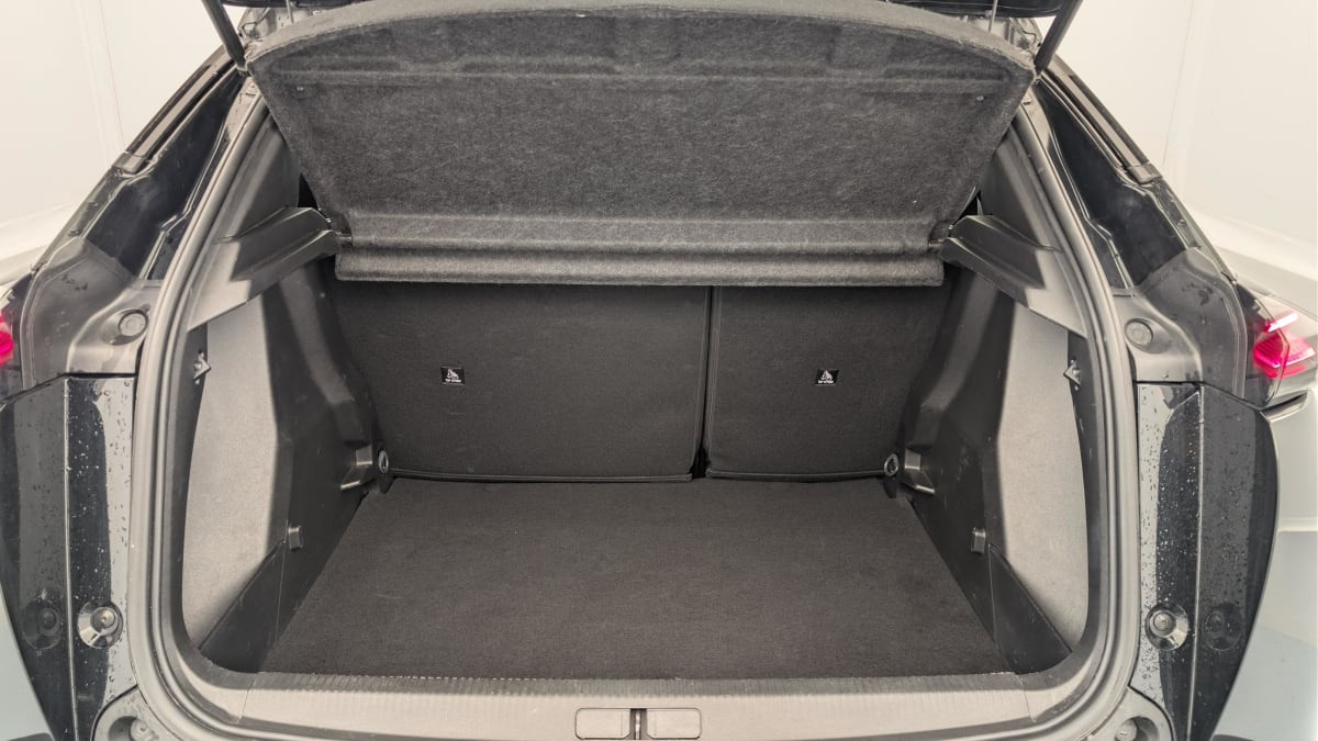 Vente en ligne Peugeot 2008 Hybrid 136 e-DCS6 Style au prix de 21 920 €