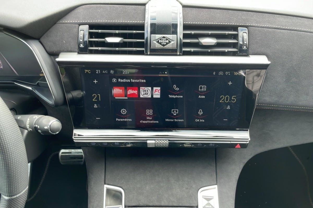 Vente en ligne Ds DS7 Crossback Hybride Rechargeable E-Tense 300 EAT8 4x4 Performance Line + au prix de 36 750 €