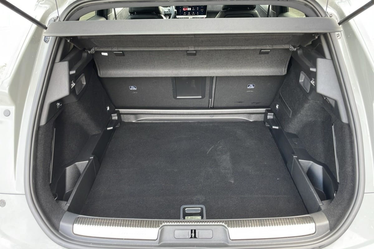 Vente en ligne Ds DS7 Crossback Hybride Rechargeable E-Tense 300 EAT8 4x4 Performance Line + au prix de 36 750 €