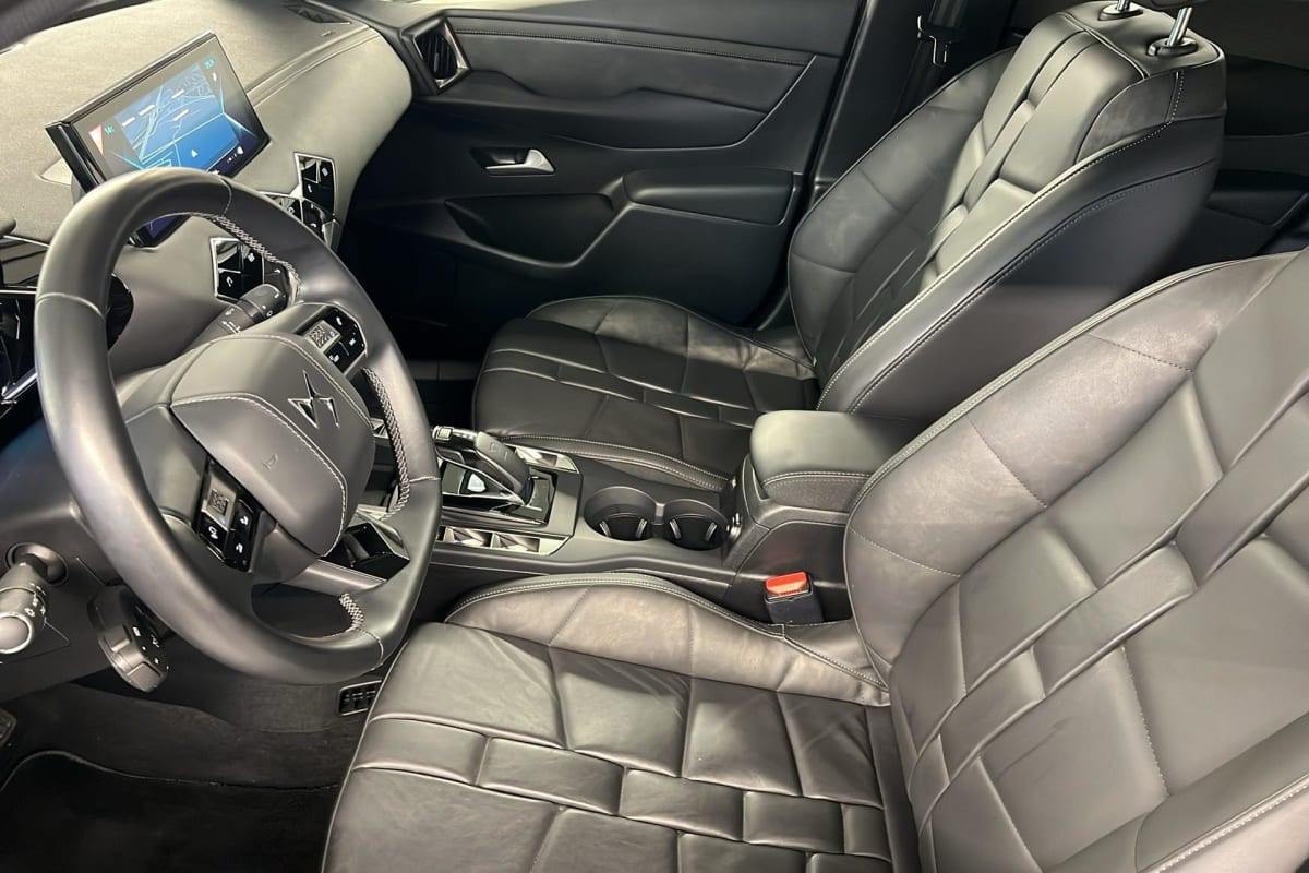 Vente en ligne Ds Ds3 Crossback DS3 CROSSBACK E-TENSE GRAND CHIC au prix de 16 770 €