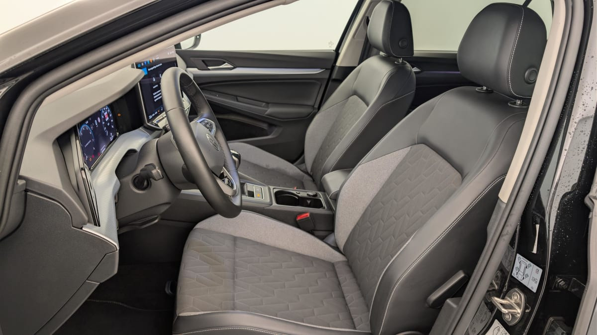 Vente en ligne Volkswagen Golf 1.5 TSI EVO2 116 BVM6 LIFE PLUS au prix de 23 360 €