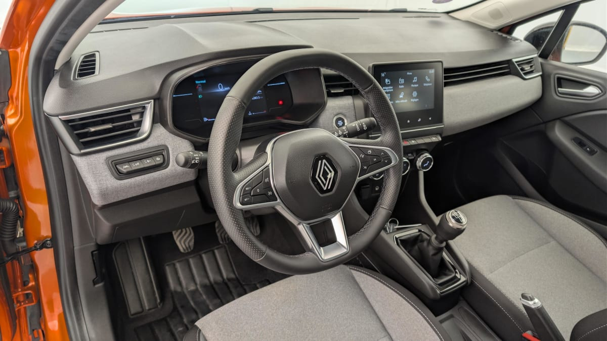 Vente en ligne Renault Clio TCE 90 EVOLUTION au prix de 15 120 €