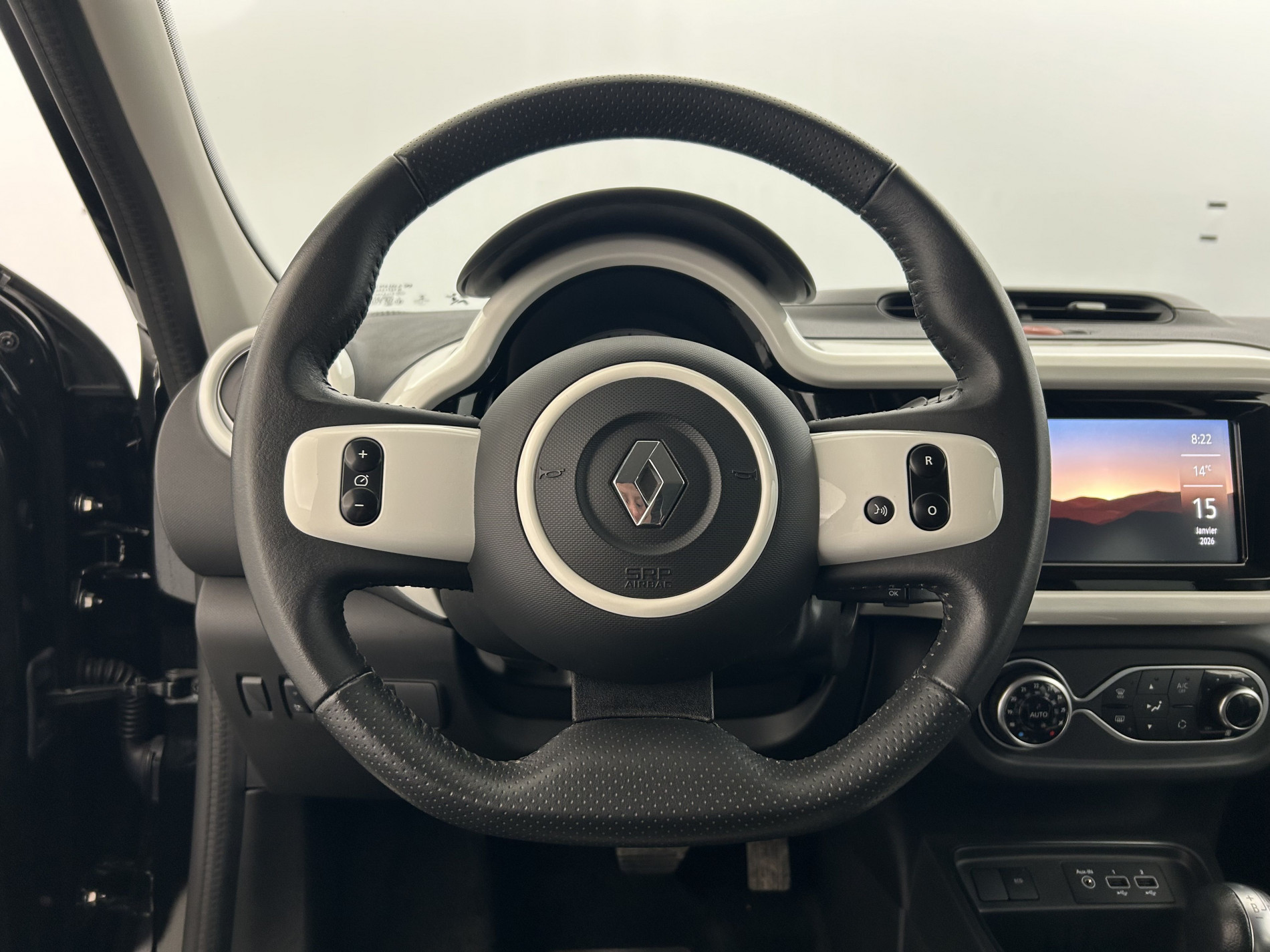 Vente en ligne Renault Twingo 3 E-Tech Electric Intens R80 Achat Intégral au prix de 9 990 €