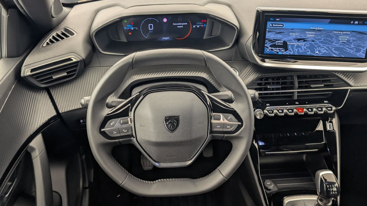 Vente en ligne Peugeot 2008 100 S S BVM6 Allure au prix de 19 240 €