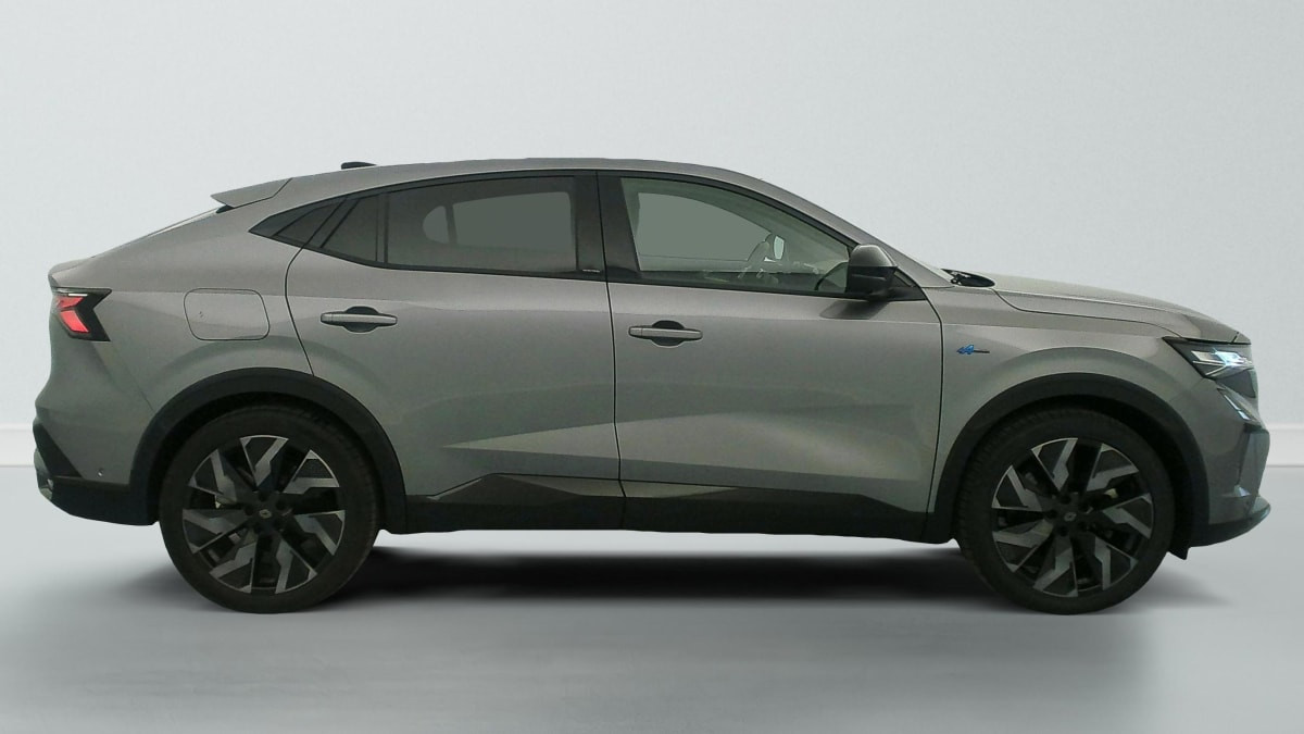 Vente en ligne Renault Rafale hyper hybrid E-Tech 4x4 300 esprit Alpine au prix de 44 990 €